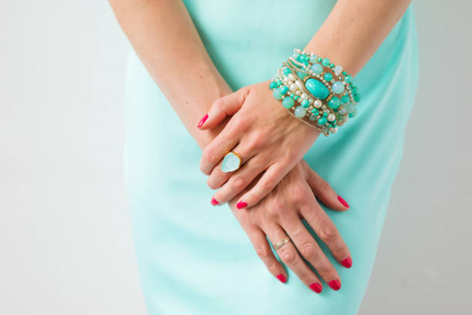 Rules Of Wearing Statement Jewellery