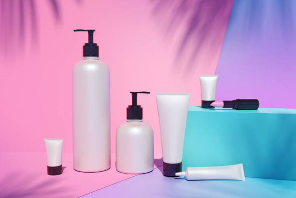 5 Best Shampoo Brands For Hair Loss 2023